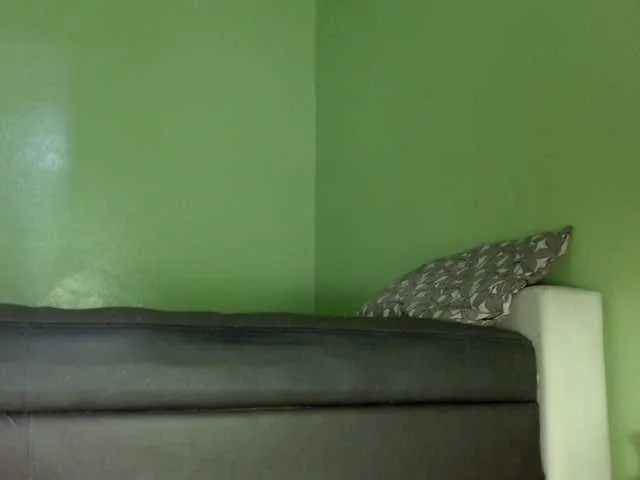 Live sex webcam photo for scarlet89 #276123542