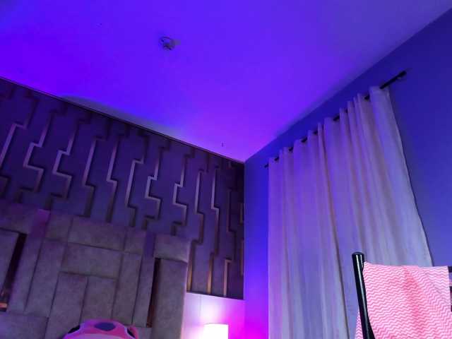 Live sex webcam photo for scarlethit #290797799