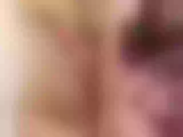 Live sex webcam photo for scarletleesex #273448744