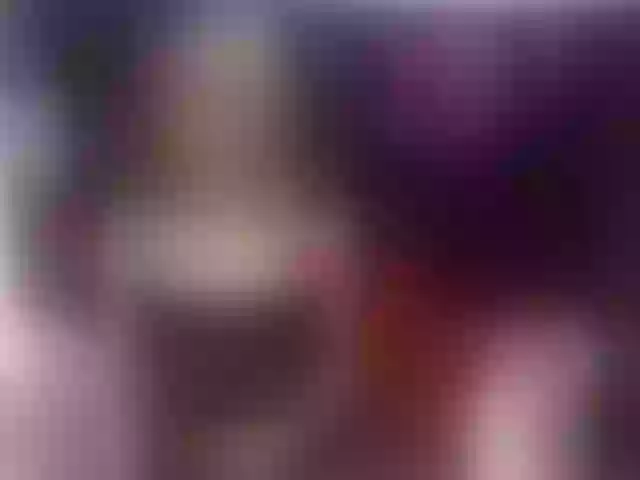 Live sex webcam photo for scarletleesex #273886874