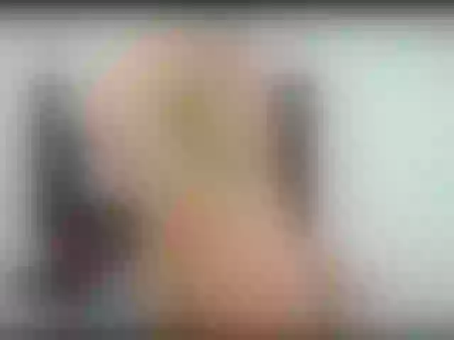 Live sex webcam photo for scarletleesex #274460176
