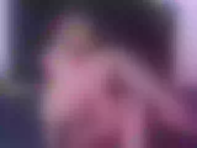 Live sex webcam photo for scarletleesex #276385633