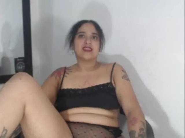 Live sex webcam photo for scarletstarh #275534919