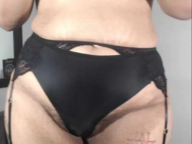 Live sex webcam photo for scarletstarh #275581217