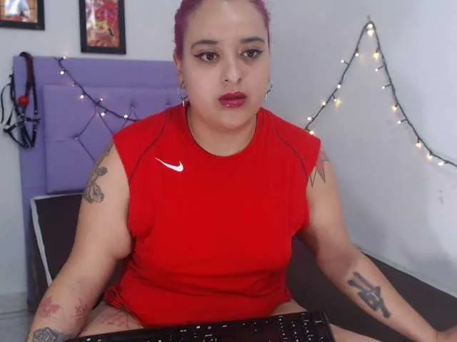 Live sex webcam photo for scarletstarh #276466659