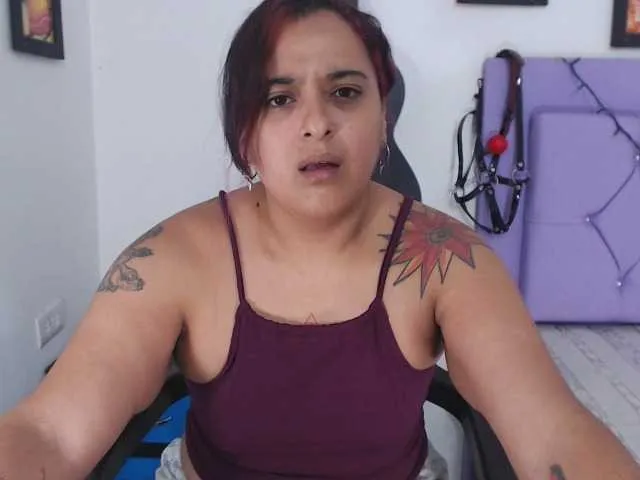 Live sex webcam photo for scarletstarh #276565359