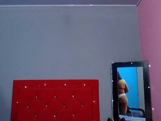 Live sex webcam photo for scarletstarh #276984767