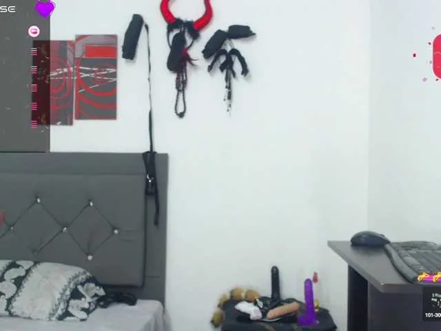 Live sex webcam photo for scarletstarh #290231927