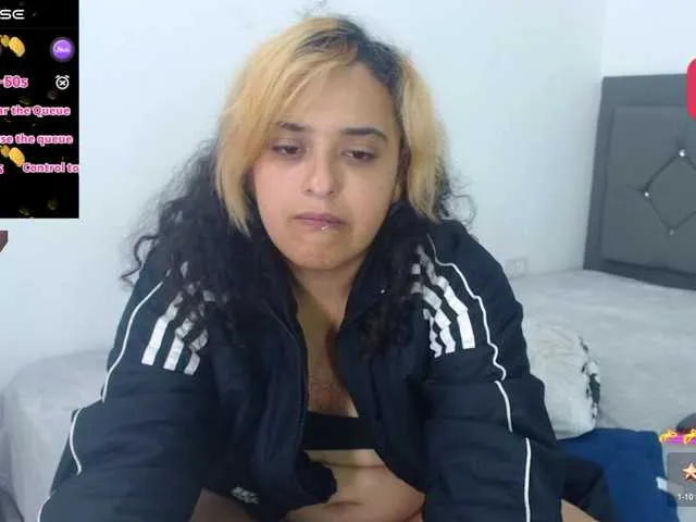 Live sex webcam photo for scarletstarh #290379699