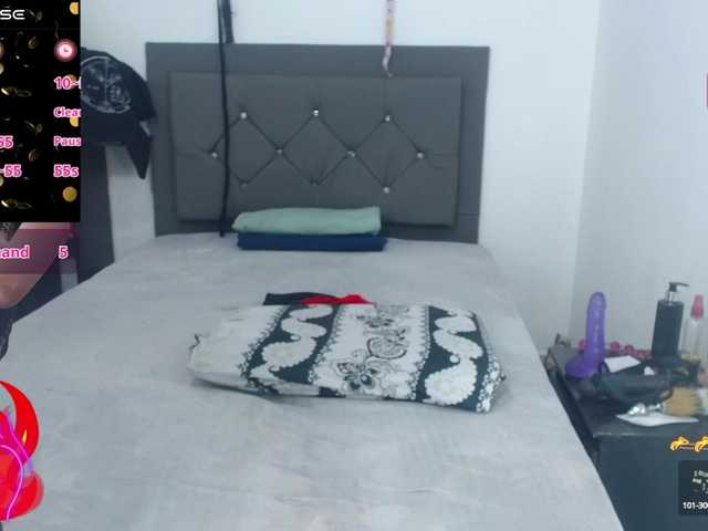 Live sex webcam photo for scarletstarh #290495744