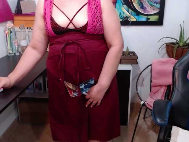 Live sex webcam photo for scarlett-dubois #277884095