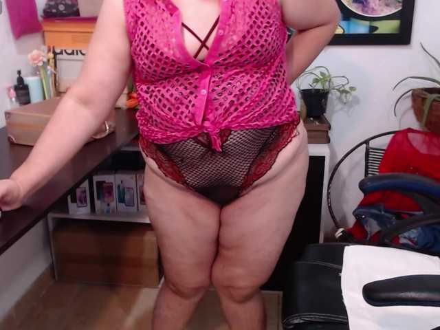 Live sex webcam photo for scarlett-dubois #278143182