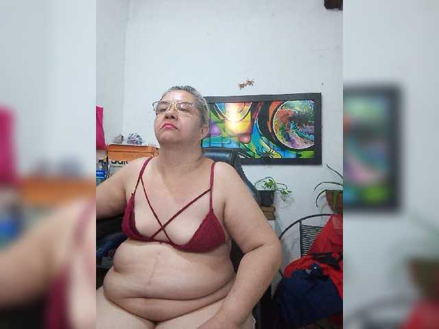 Live sex webcam photo for scarlett-dubois #278158644