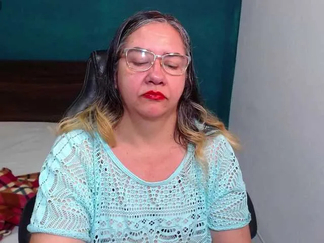 Live sex webcam photo for scarlett-dubois #292372269