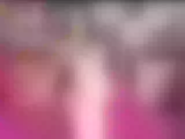 Live sex webcam photo for scarlett40 #292019735