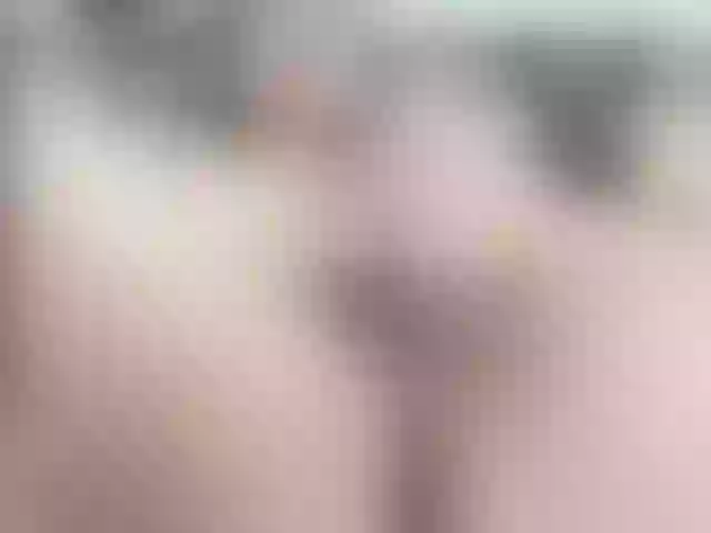Live sex webcam photo for scarlettdirty #276004597
