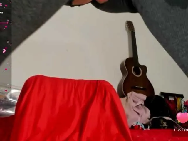 Live sex webcam photo for scarlettdirty #276702887