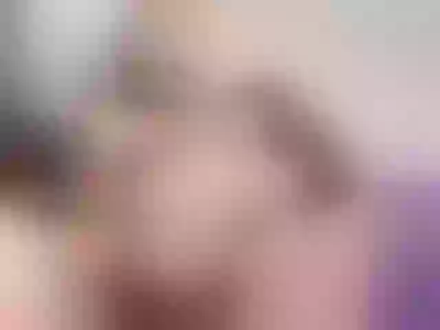 Live sex webcam photo for scarlettdirty #276879305