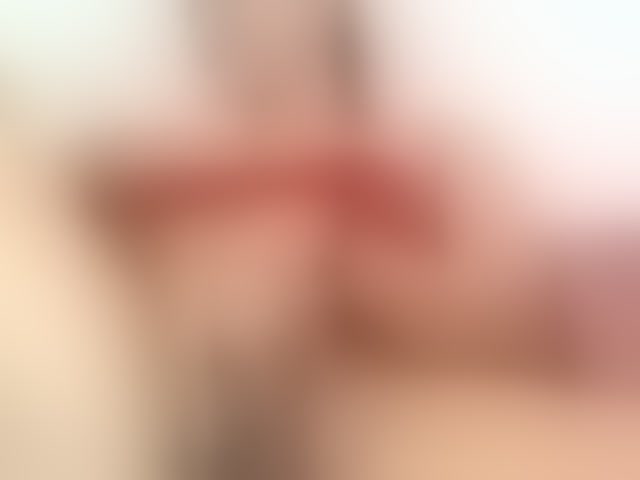 Live sex webcam photo for scarlettdirty #294086422