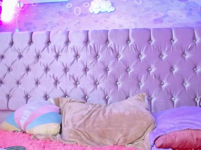 Live sex webcam photo for scarlettxxx1 #272369208