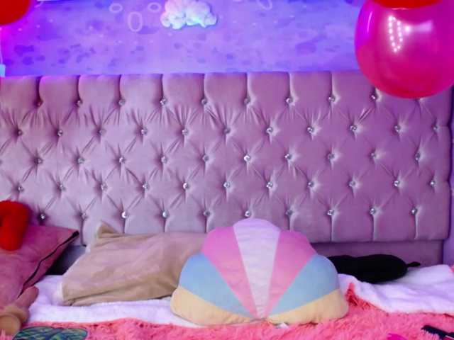 Live sex webcam photo for scarlettxxx1 #272523327