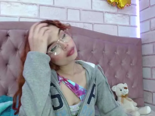 Live sex webcam photo for scarlettxxx1 #273993961