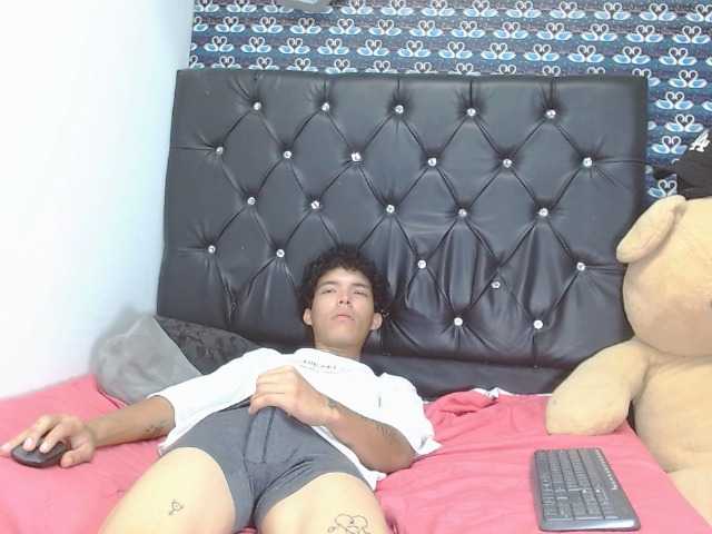 Live sex webcam photo for scott-dark #277265884