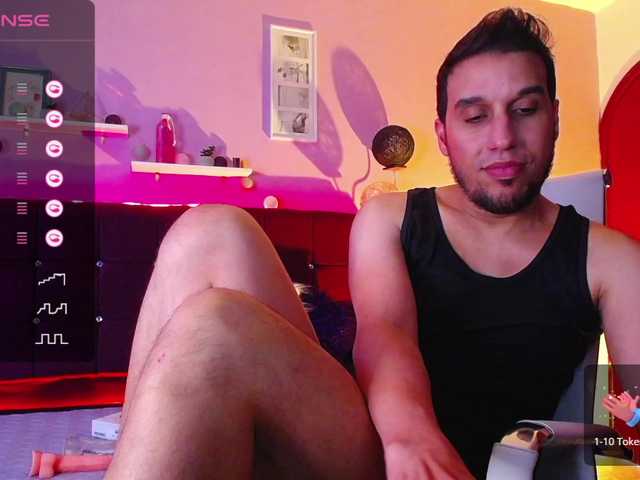 Live sex webcam photo for scottjhonn #276205985