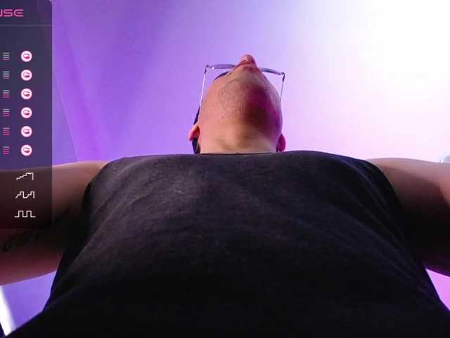 Live sex webcam photo for scottjhonn #276263462