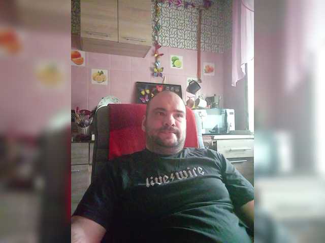 Live sex webcam photo for scuban87 #291973692