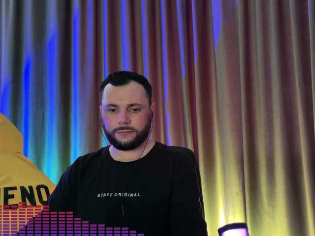 Live sex webcam photo for secretking #292101907