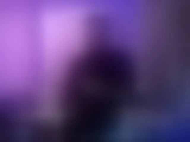 Live sex webcam photo for secretking #293106894
