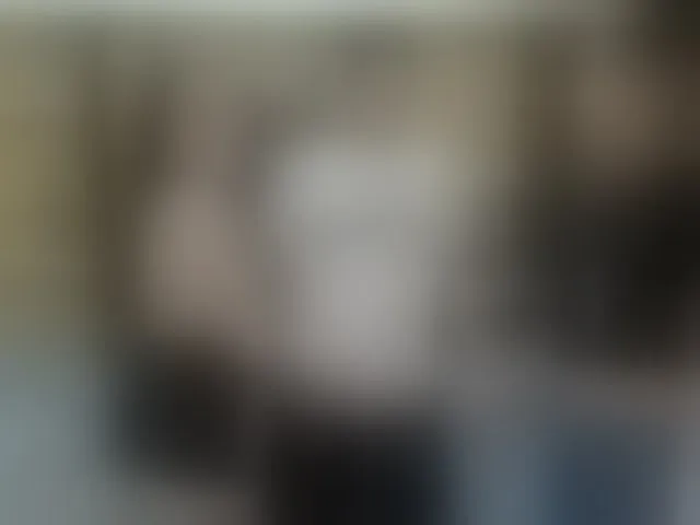 Live sex webcam photo for secretroomies-1 #293398939