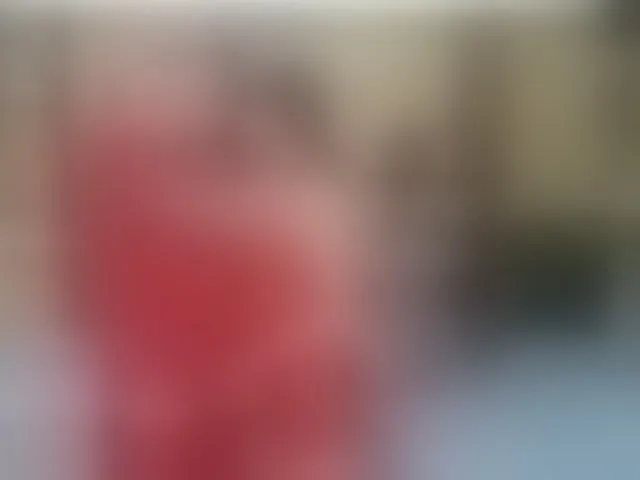Live sex webcam photo for secretroomies-1 #293556126