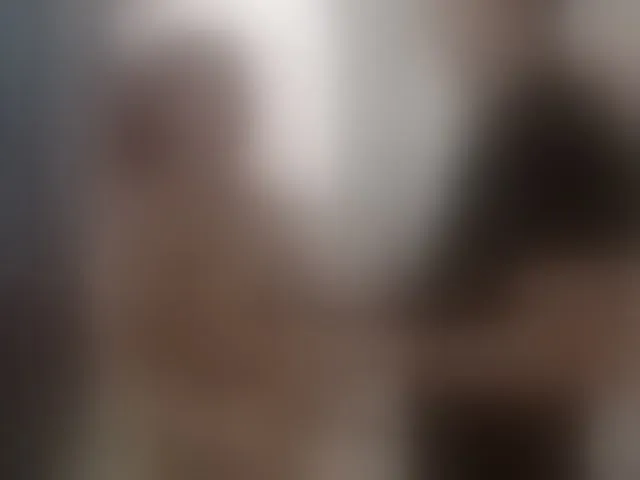Live sex webcam photo for secretroomies-1 #293614685