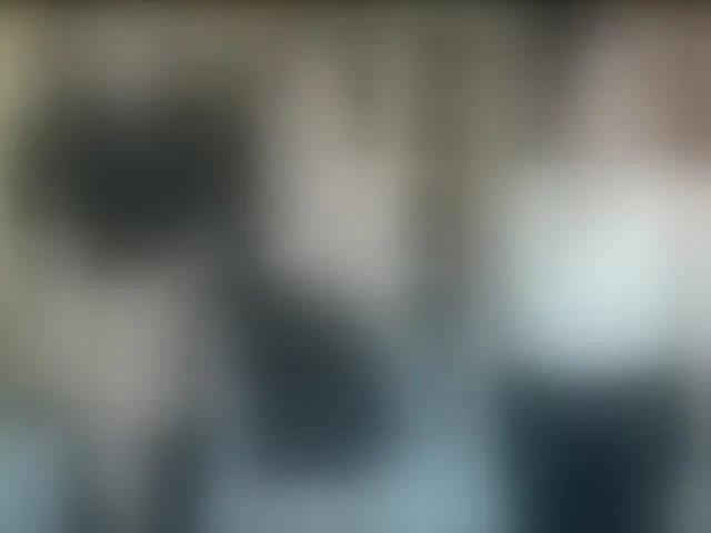 Live sex webcam photo for secretroomies-1 #293639852