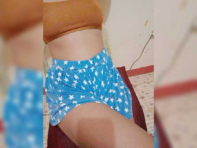 Live sex webcam photo for seductive-cum #272350693