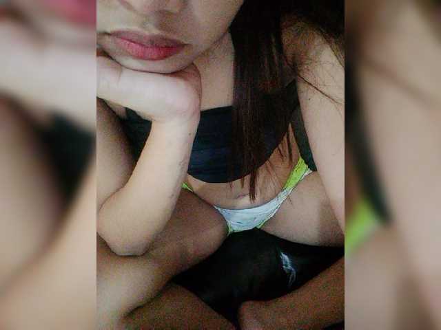 Live sex webcam photo for seductive-cum #272685551