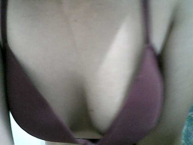 Live sex webcam photo for seductive-cum #274481702