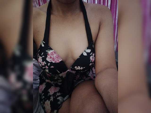 Live sex webcam photo for seductive-cum #275618742