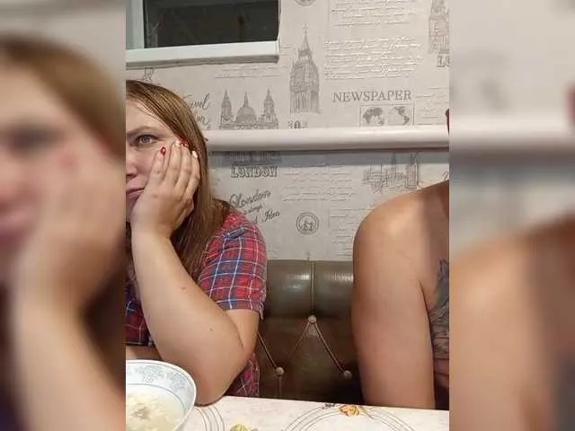 Live sex webcam photo for seksiparaa #291334429