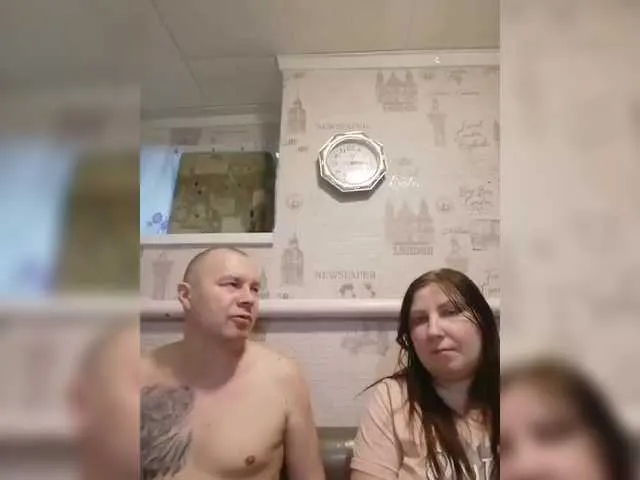 Live sex webcam photo for seksiparaa #293259206