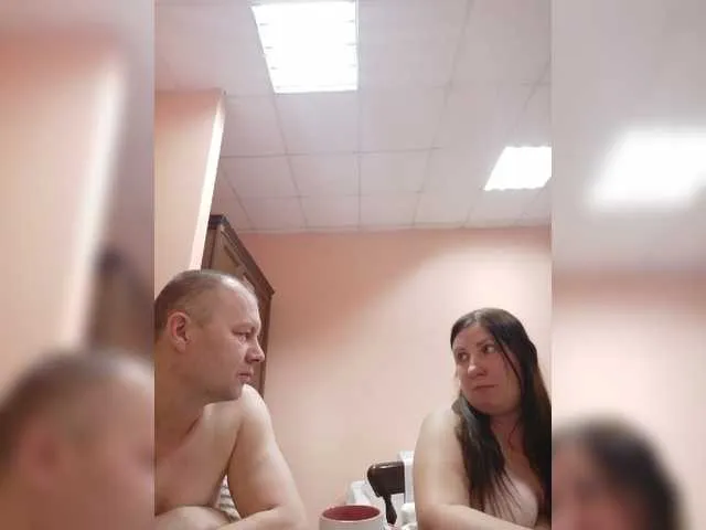 Live sex webcam photo for seksiparaa #293510820