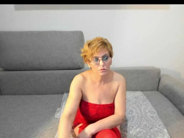 Live sex webcam photo for selenamature #272460569