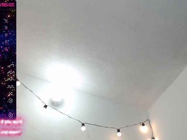 Live sex webcam photo for selene-mom #276052070