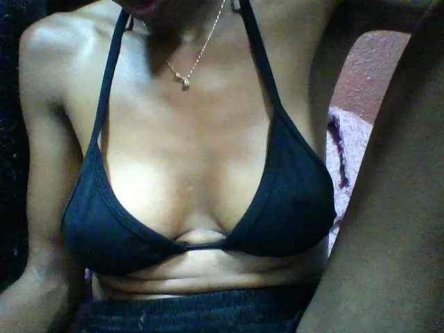Live sex webcam photo for seths #293644262