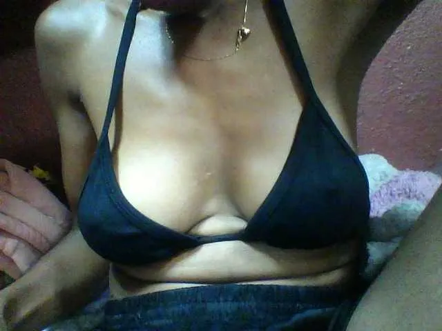 Live sex webcam photo for seths #293721546