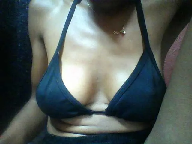 Live sex webcam photo for seths #293737856