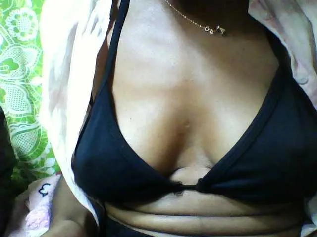 Live sex webcam photo for seths #293944246