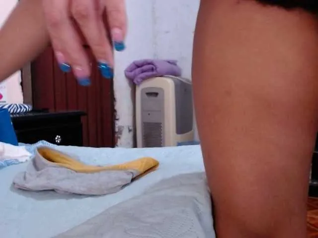 Live sex webcam photo for sexadiction-1 #277140866